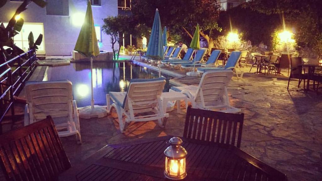 Parla Apart Hotel Çeşme Exteriér fotografie
