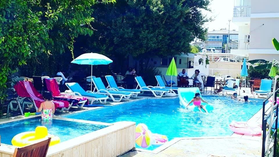 Parla Apart Hotel Çeşme Exteriér fotografie
